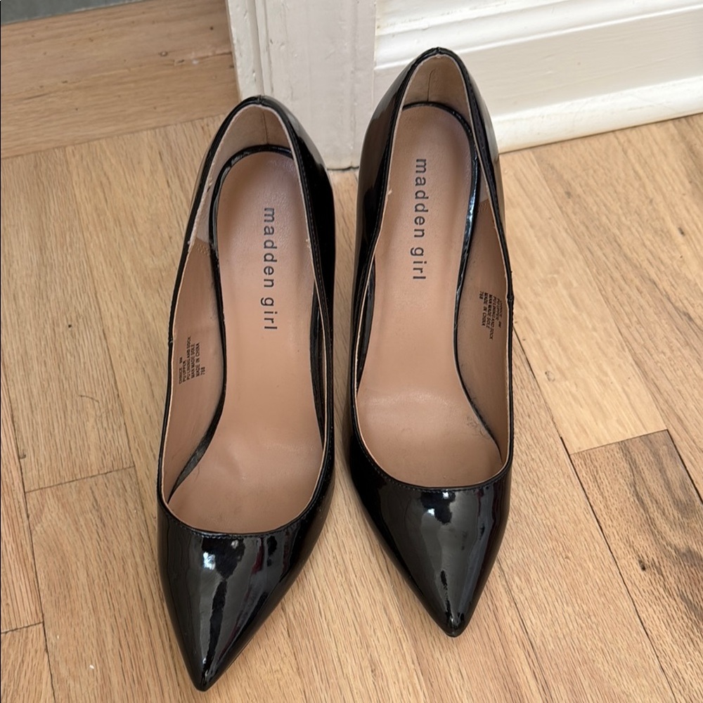 Madden Girl Patent leather Black Heels